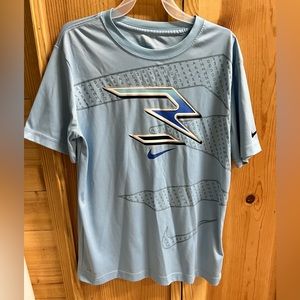 Boys dri fit Nike shirt